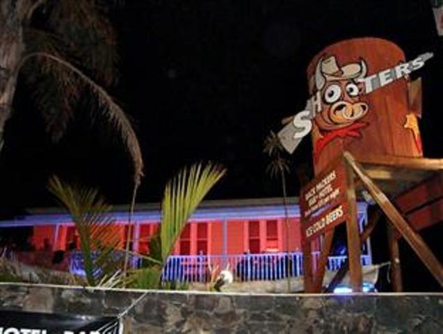 Shooters Saloon Hotel & Cabins โอ๊คแลนด์ ภายนอก รูปภาพ